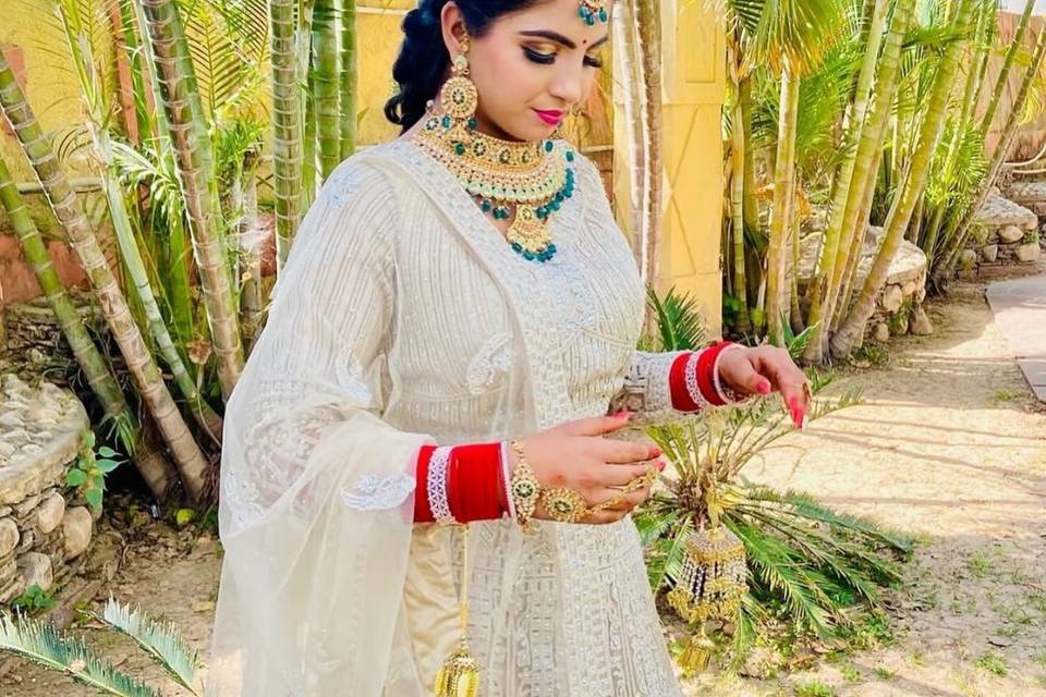 Bridal makeup