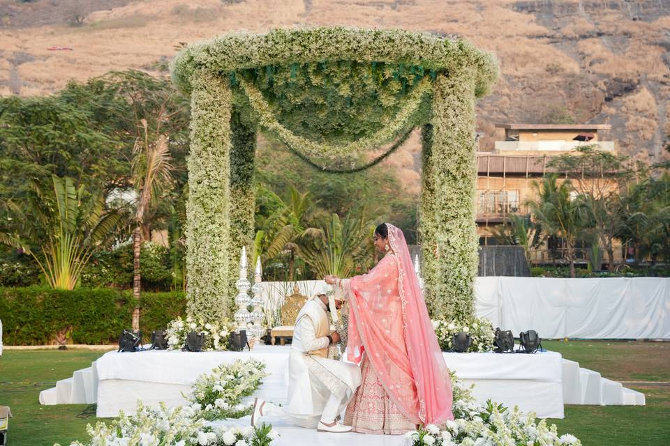 Ceremony Photo of a couple