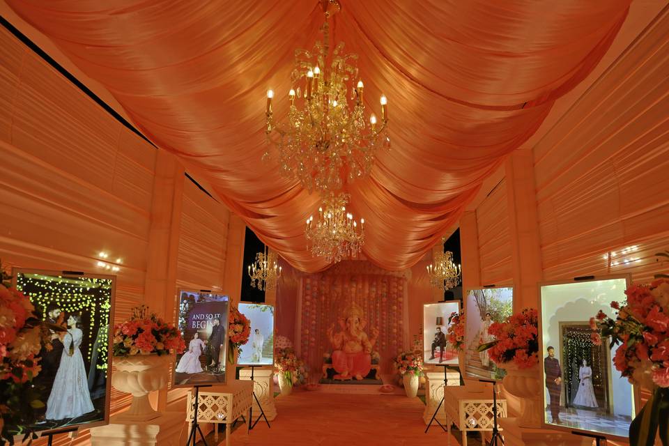 Entrance decor