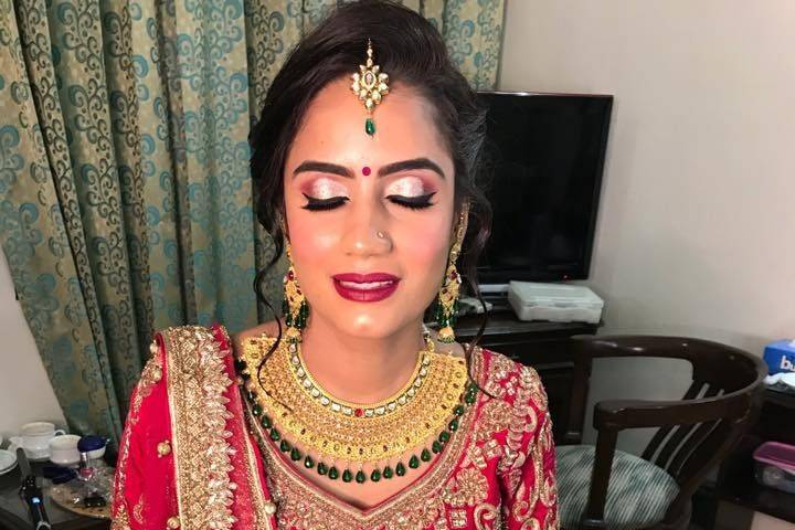 Bridal makeup