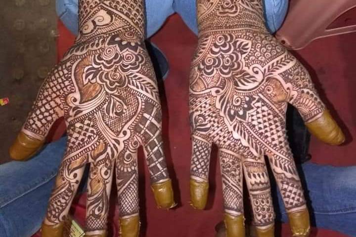 Yogesh Mehandi Art, Ludhiana