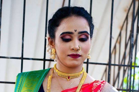 Maharashtrian bride