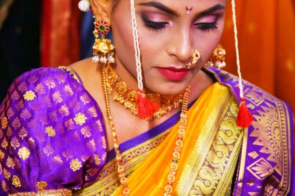 Maharashtrian bride