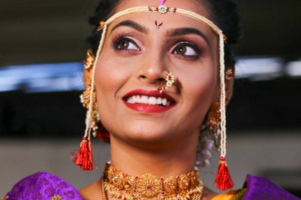 Maharashtrian bride