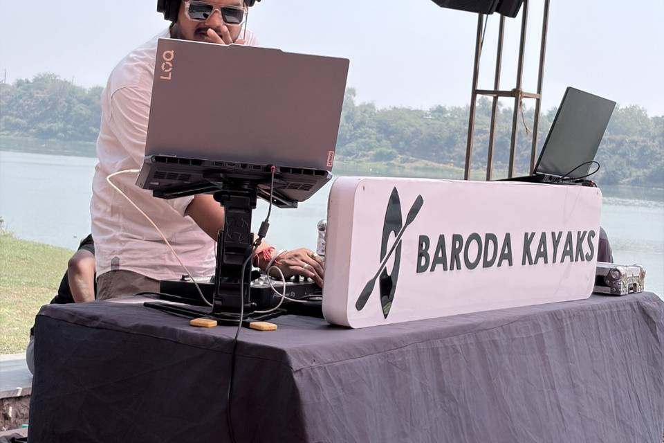 Holi at baroda kayaks