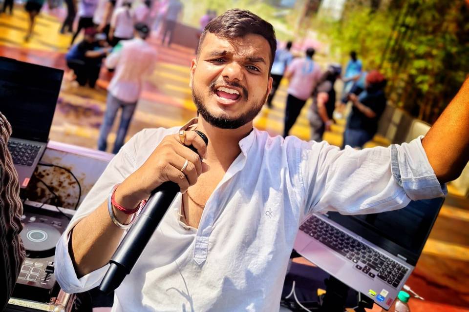 Holi at baroda kayaks