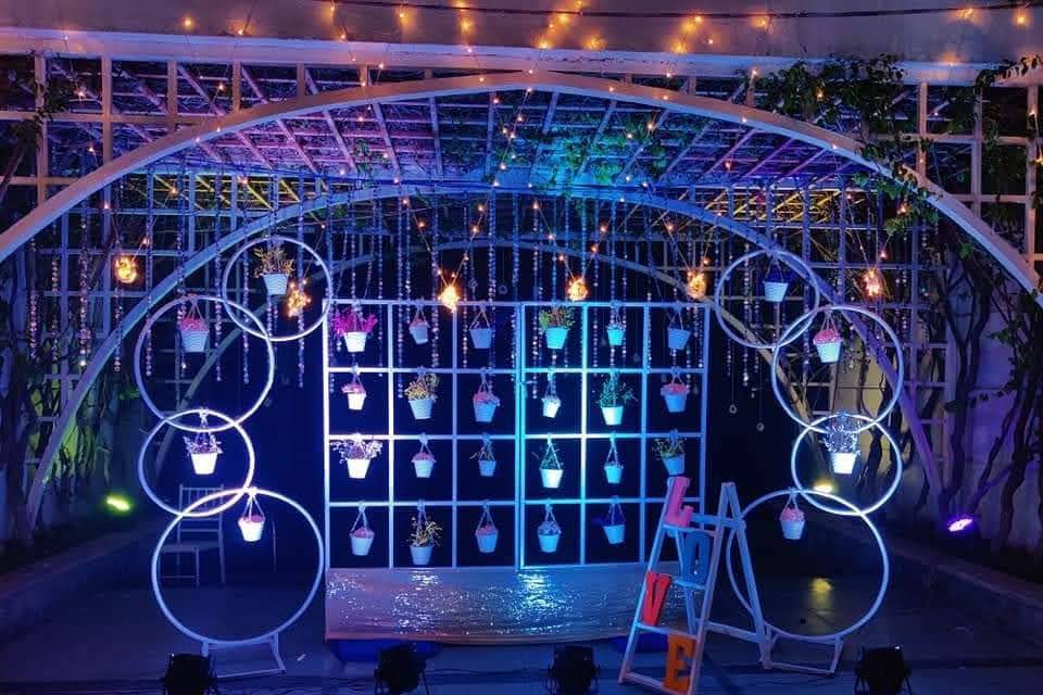 Stage decor