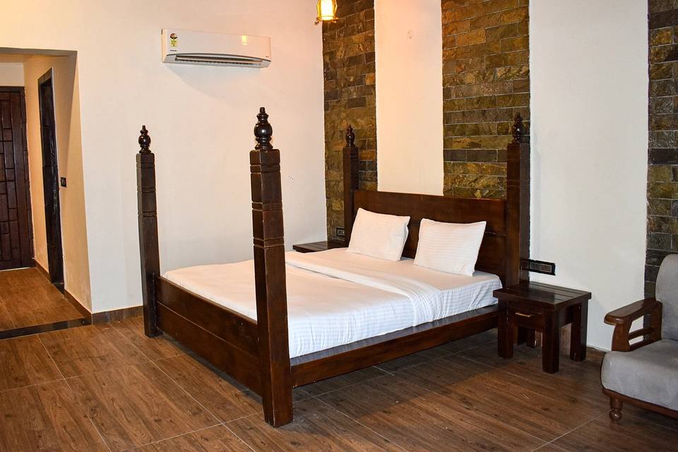 Accommodation