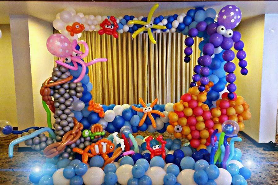 Balloon decor