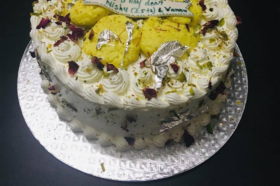 K's Oven Bake - Happy birthday Roshni ... In Hindi Roshni means Light...  And you truly are...for so many of us 🥰 Chocolate Cherry Cake baked for my  dearest ❤️ | Facebook