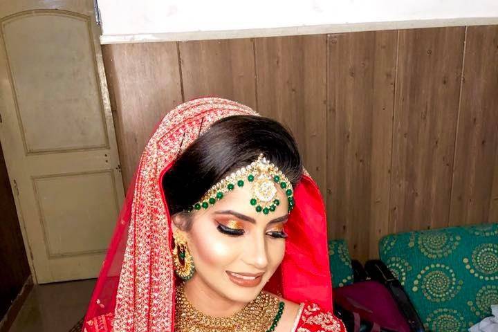 Bridal makeup