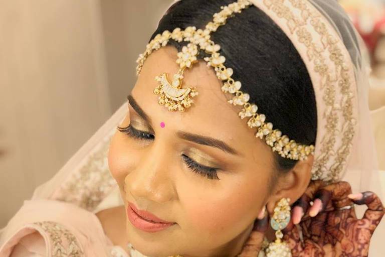 Bridal makeup