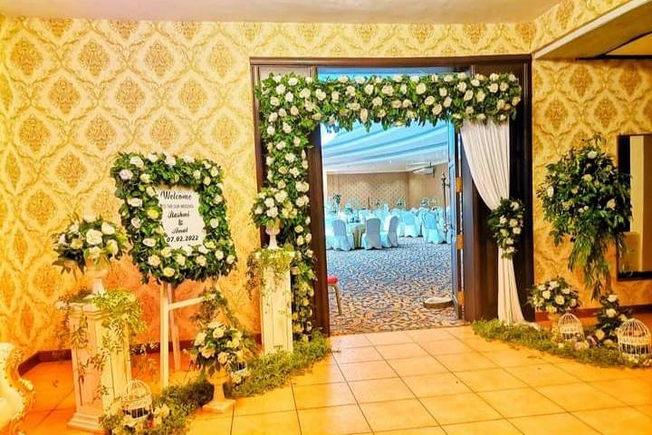 Entrance decor