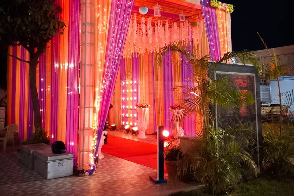 Entrance decor