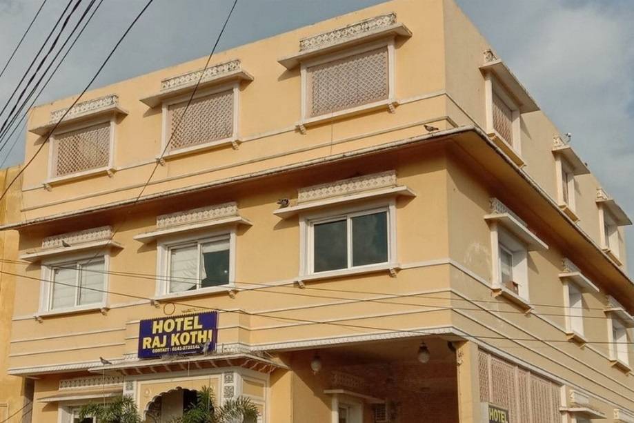 Hotel Raj Kothi