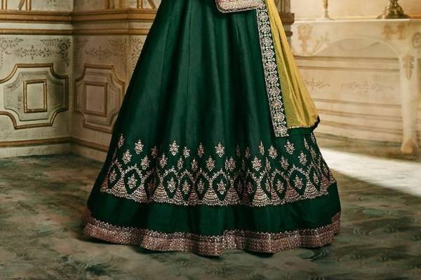 Buy ETHNICTREE Women's Fully Stitched Hand-Work With Digital Print Lehenga,  Choli With Net Dupatta| Size-XL | (Set) Online at Best Prices in India -  JioMart.