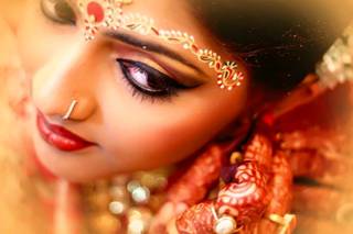 Ananya's - Makeover Artist