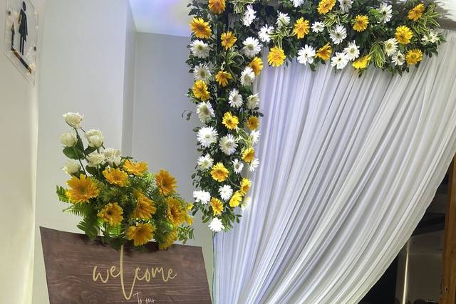 Entrance decor