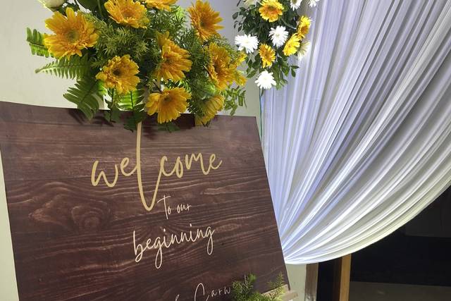 Entrance decor