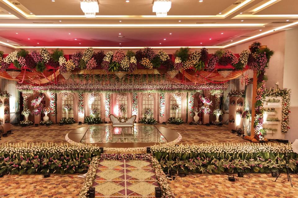 Banquet hall reception