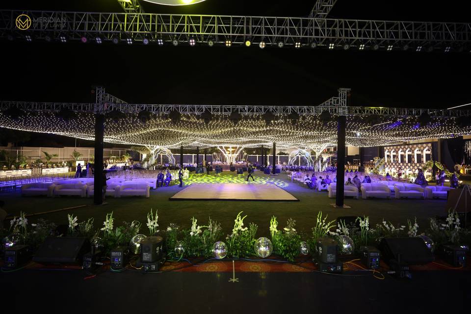 Big lawn sangeeth