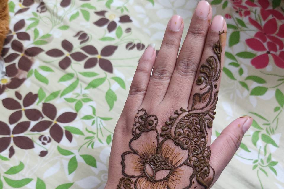 Henna by Aiman