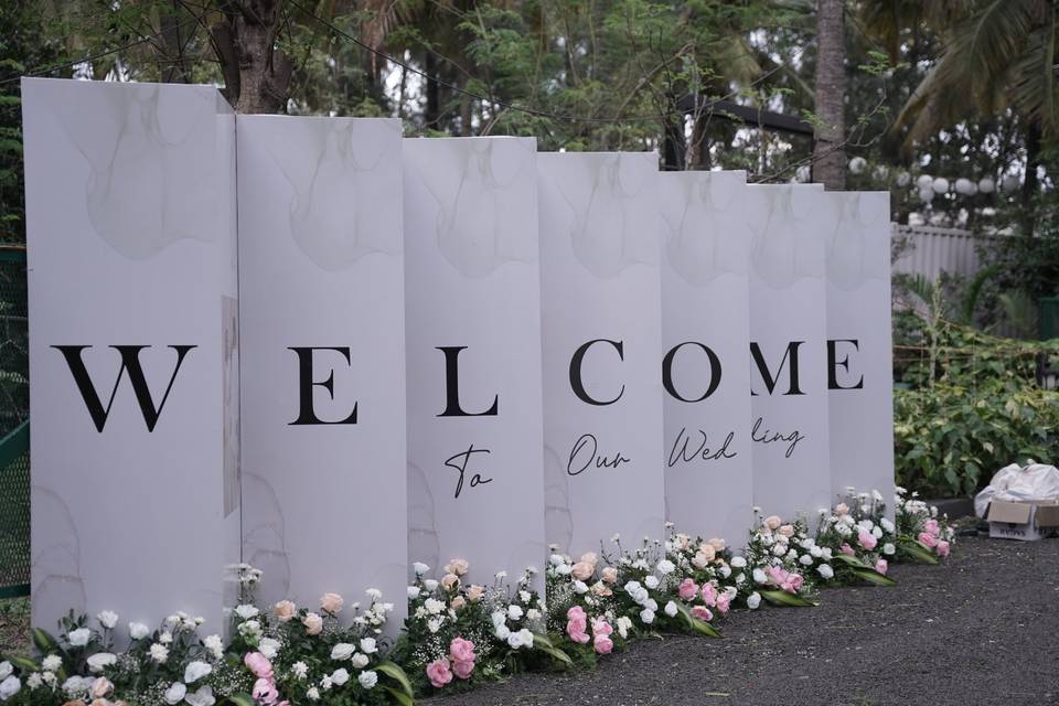 Grand Welcome board