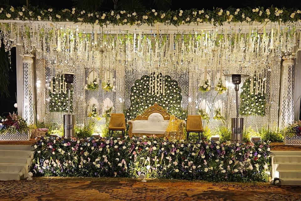 Main Stage decor