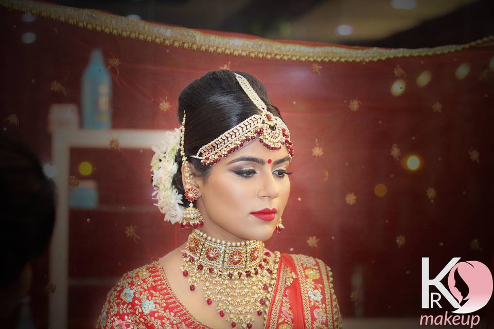 Bridal makeup