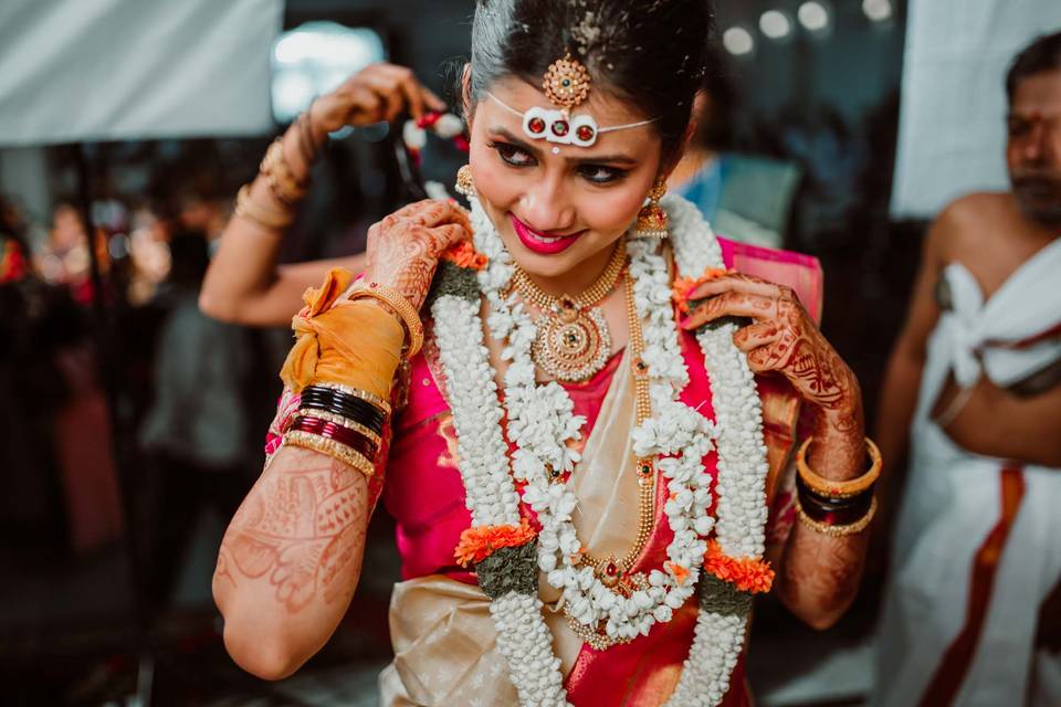 Candid Weddong Photography