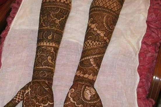 New & Trendy Bridal Mehndi Design Ideas 2022