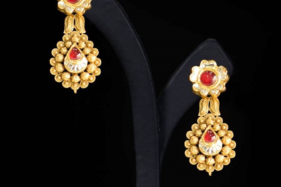 Mahna Jewellers Pvt. Ltd.