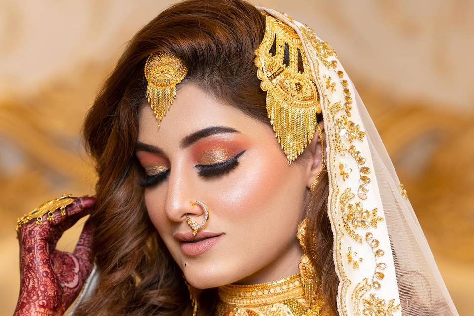 Bridal makeup