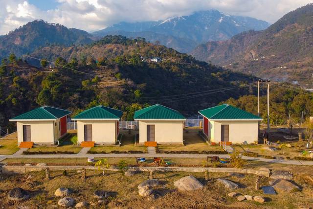 Dhauladhar View Village Resort