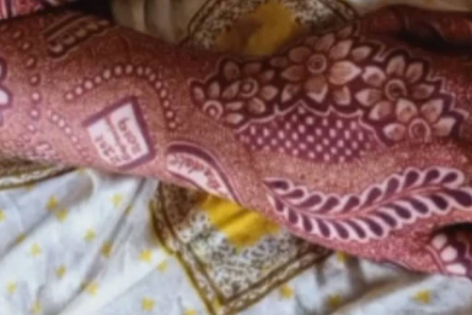 Pakistani bridal mehndi