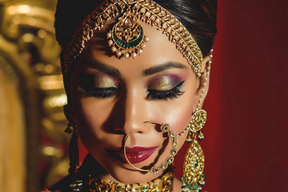 Ruhani Puri Professional Makeup Artist