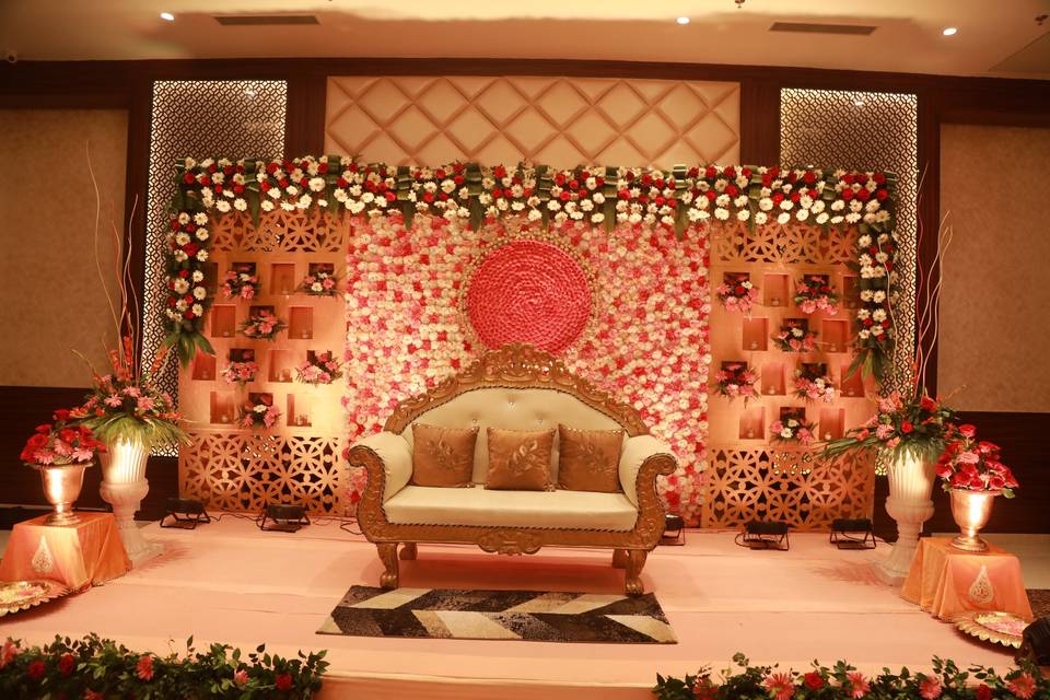 INDOOR EVENT DECORATION