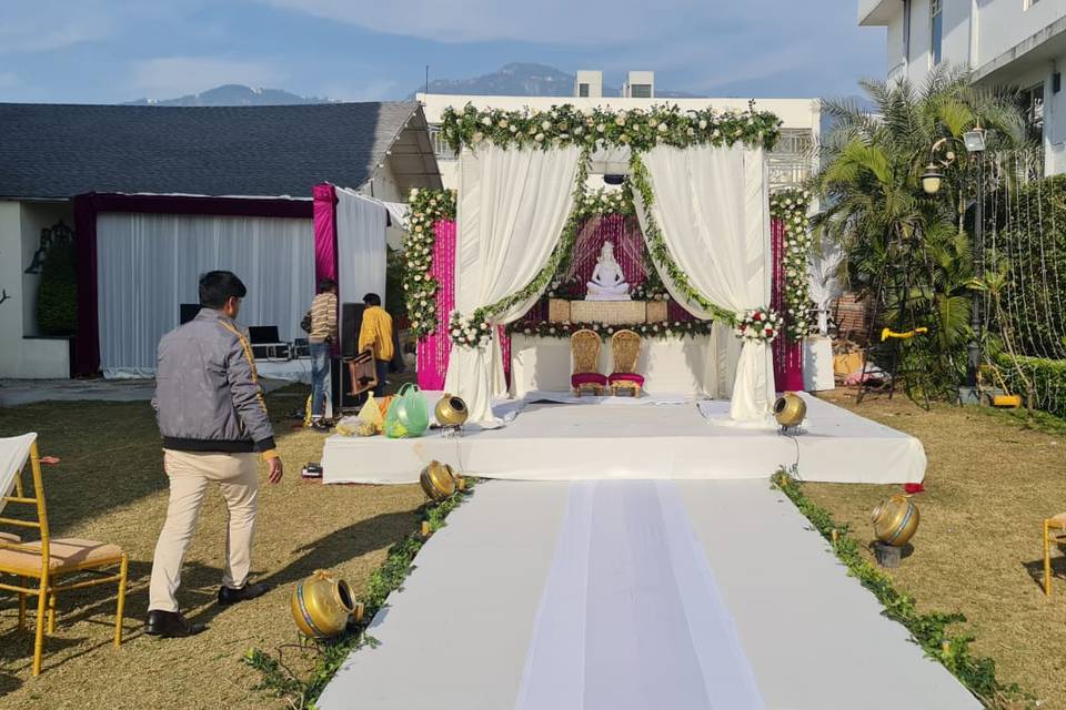 MANDAP SETUP