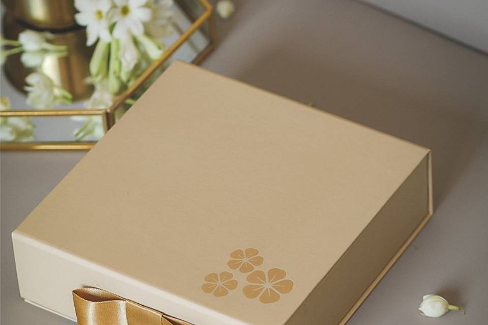 Beige Box with Notecard