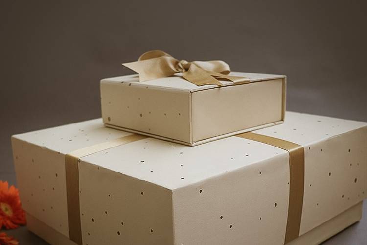 Stardust Ivory Gift Box Set