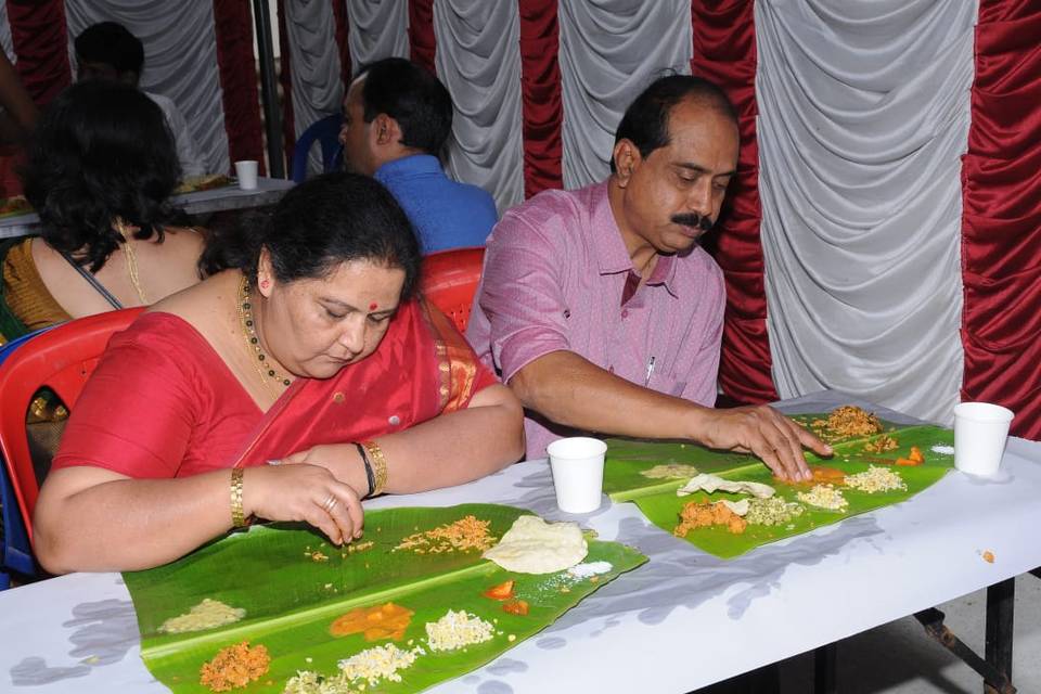 Food presentation and setup