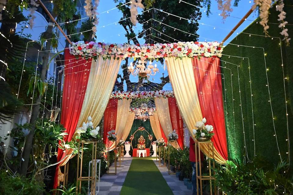 Entrance decor