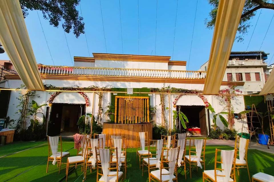 Lawn area