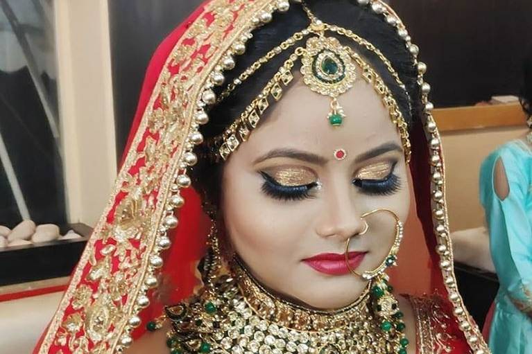 Bridal makeup