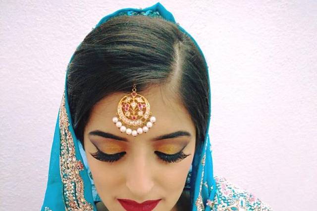 Zainab Sayyed Makeup Artist