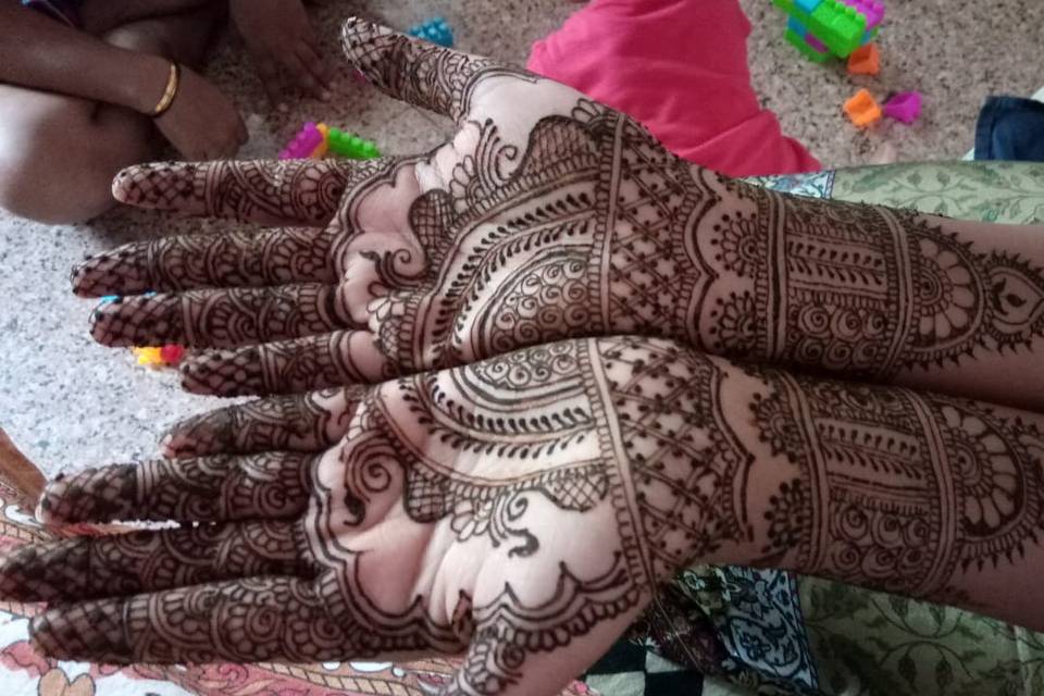 Naaz Mehendi, Bangalore