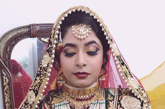 Zainab Sayyed Makeup Artist