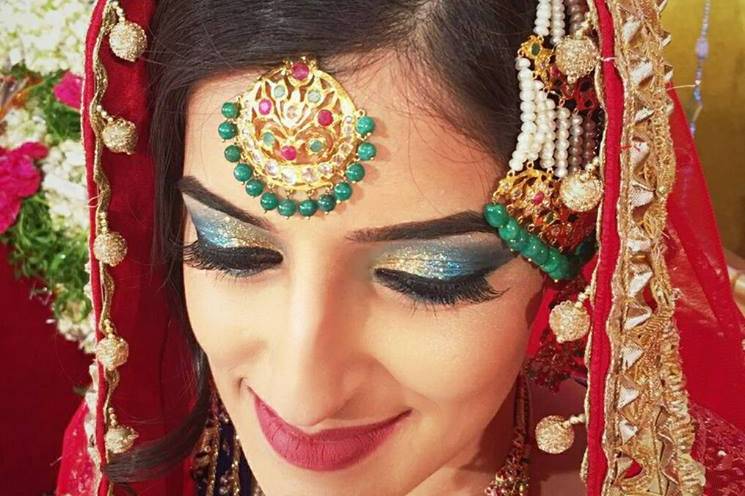 Zainab Sayyed Makeup Artist