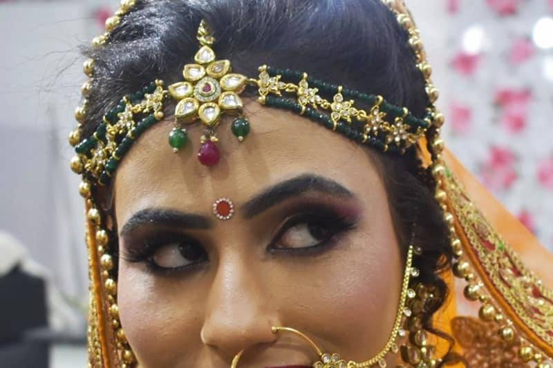 Bridal makeup