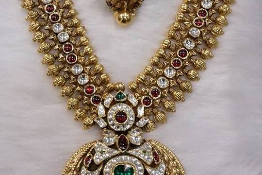 Lakshmi jewellers sale near me